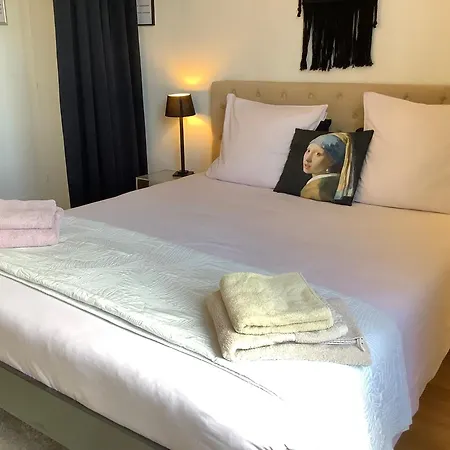Authentieke Loft Herenhuis Appartement Ostende