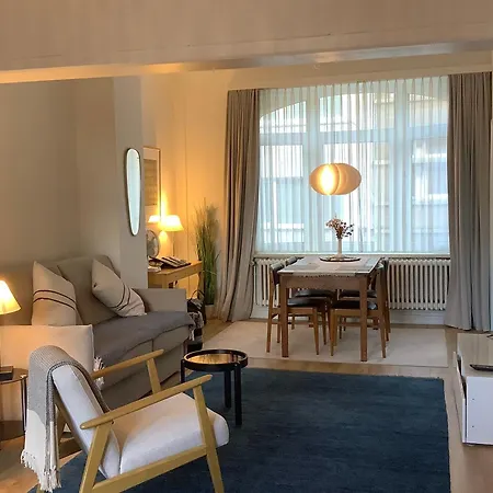 Authentieke Loft Herenhuis * Ostend